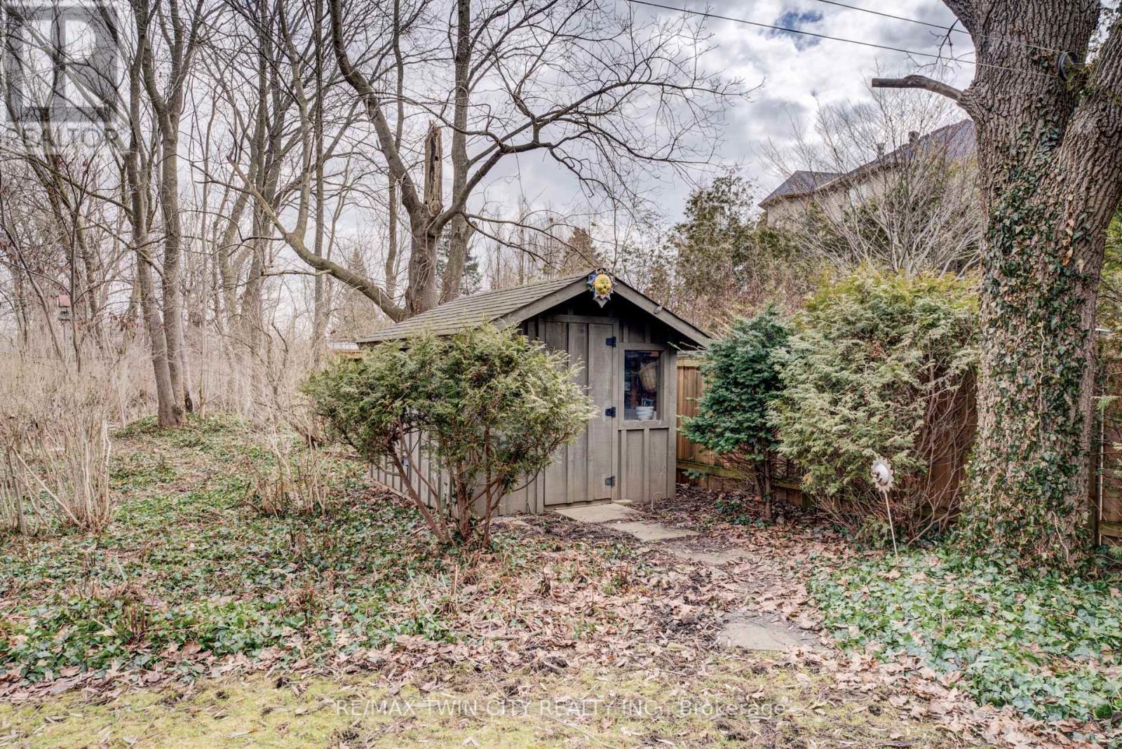 9 Summerhayes Crescent, Brantford, Ontario  N3R 5H9 - Photo 40 - X12914030