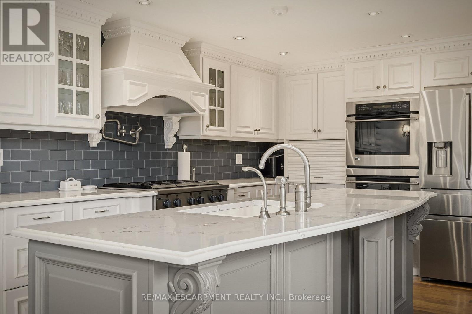 74 Oak Knoll Drive, Hamilton, Ontario  L8S 4C4 - Photo 18 - X12914060