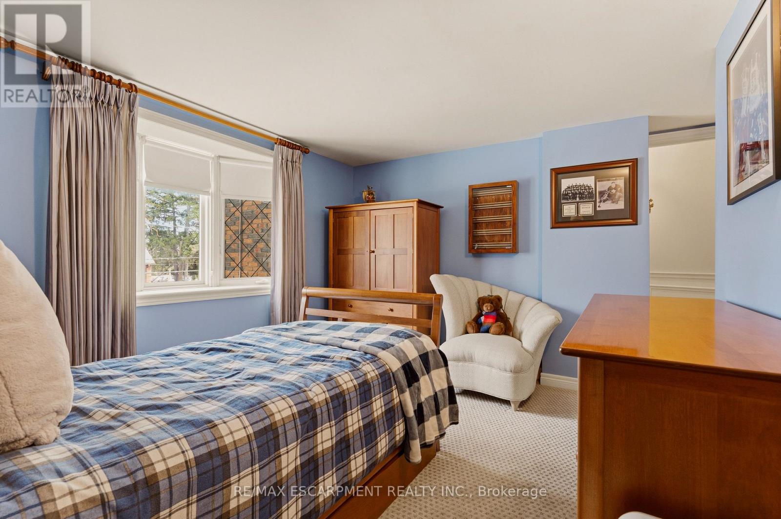 74 Oak Knoll Drive, Hamilton, Ontario  L8S 4C4 - Photo 35 - X12914060