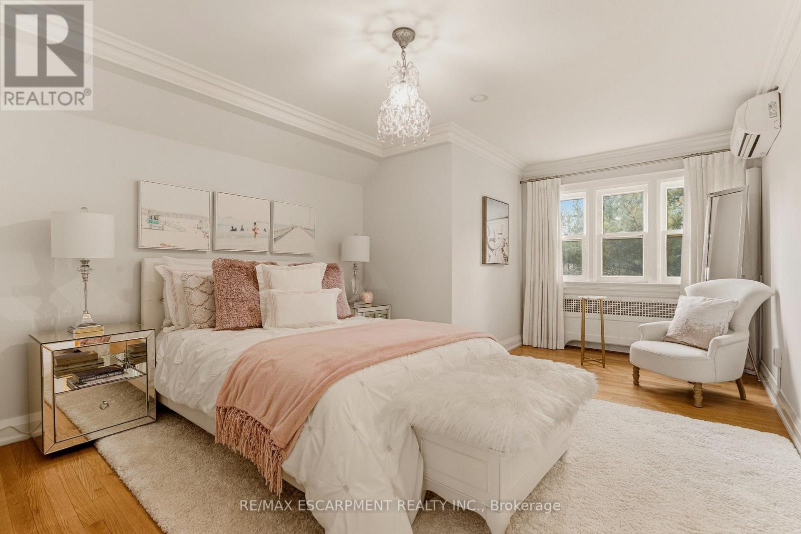 74 Oak Knoll Drive, Hamilton, Ontario  L8S 4C4 - Photo 37 - X12914060