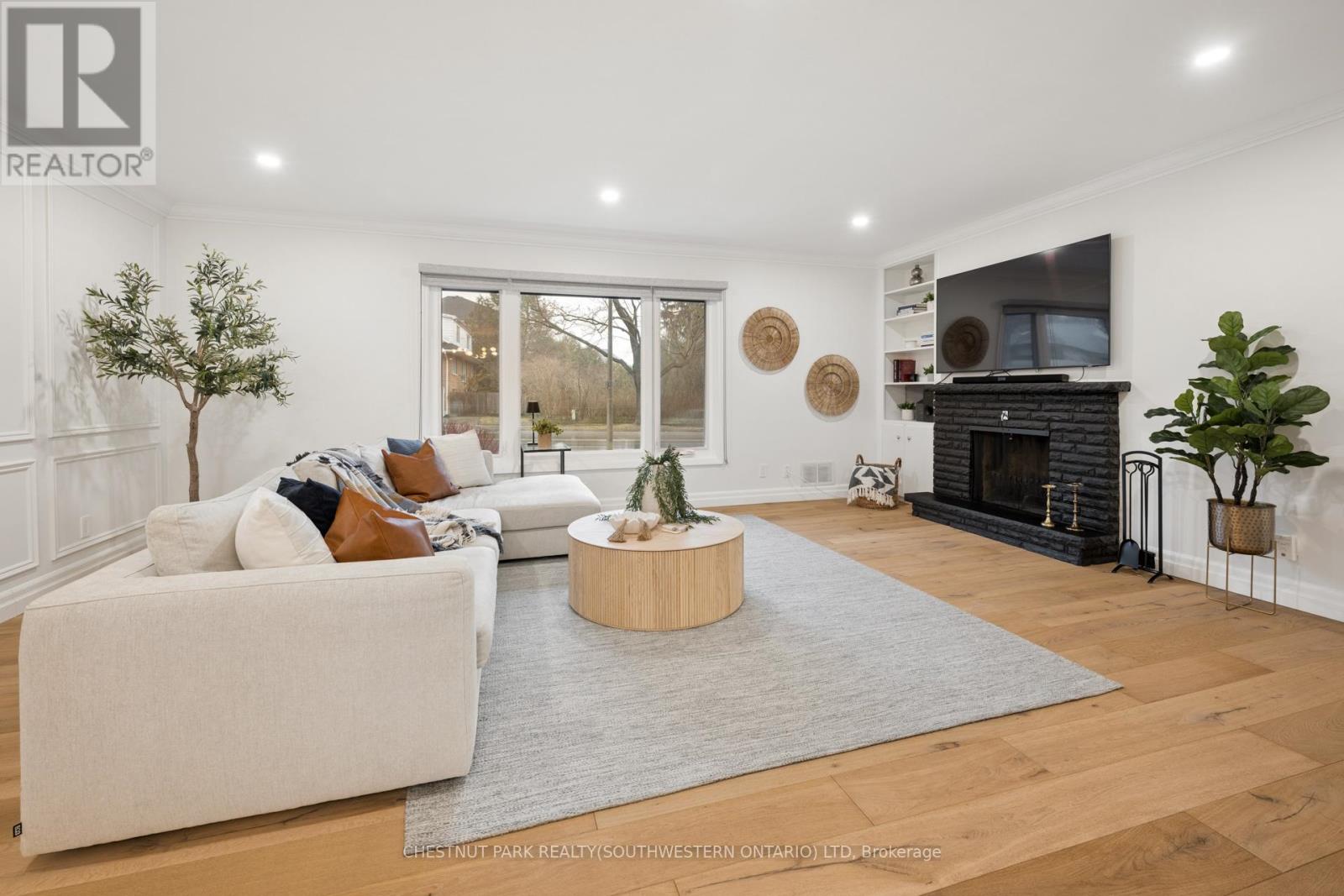 757 Westmount Road W, Kitchener, Ontario  N2M 1S3 - Photo 13 - X12914104