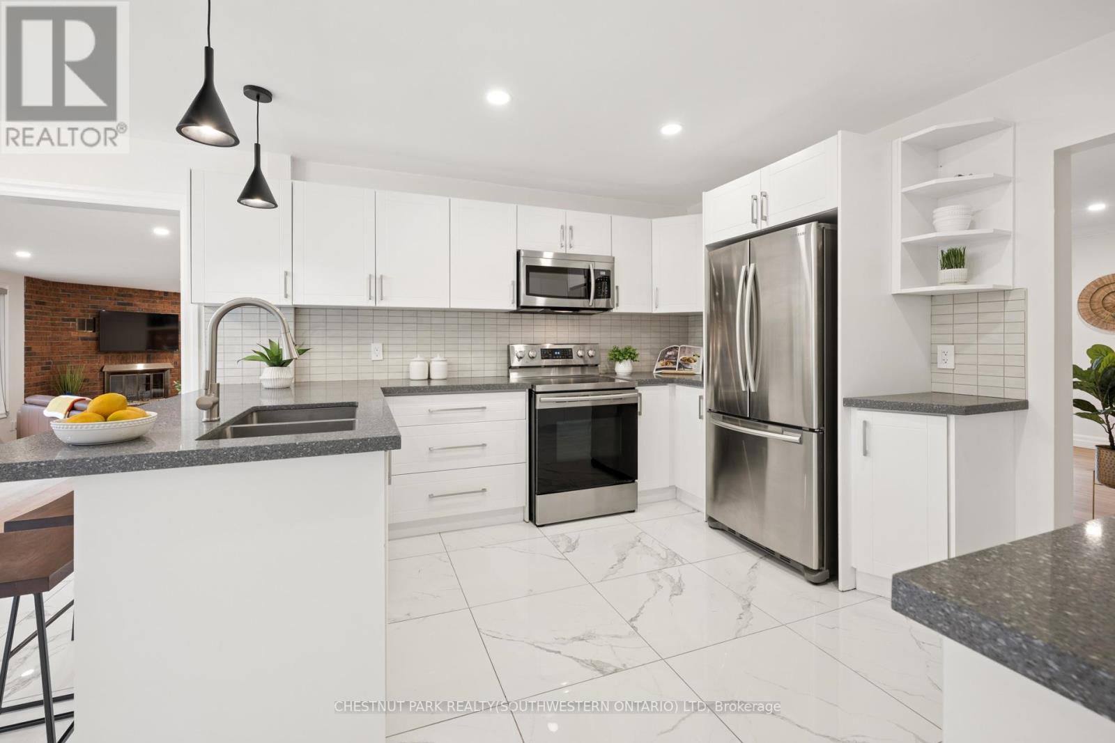 757 Westmount Road W, Kitchener, Ontario  N2M 1S3 - Photo 27 - X12914104