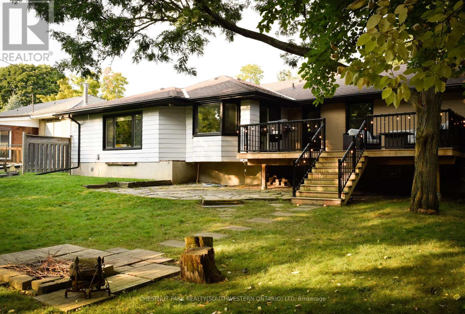 757 Westmount Road W, Kitchener, Ontario  N2M 1S3 - Photo 46 - X12914104