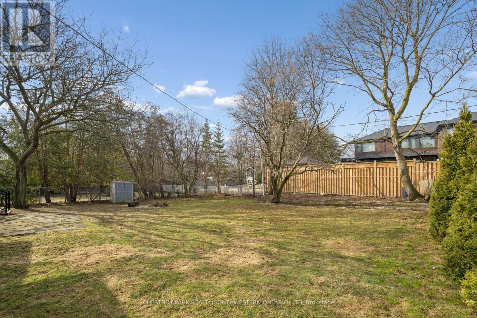 757 Westmount Road W, Kitchener, Ontario  N2M 1S3 - Photo 50 - X12914104