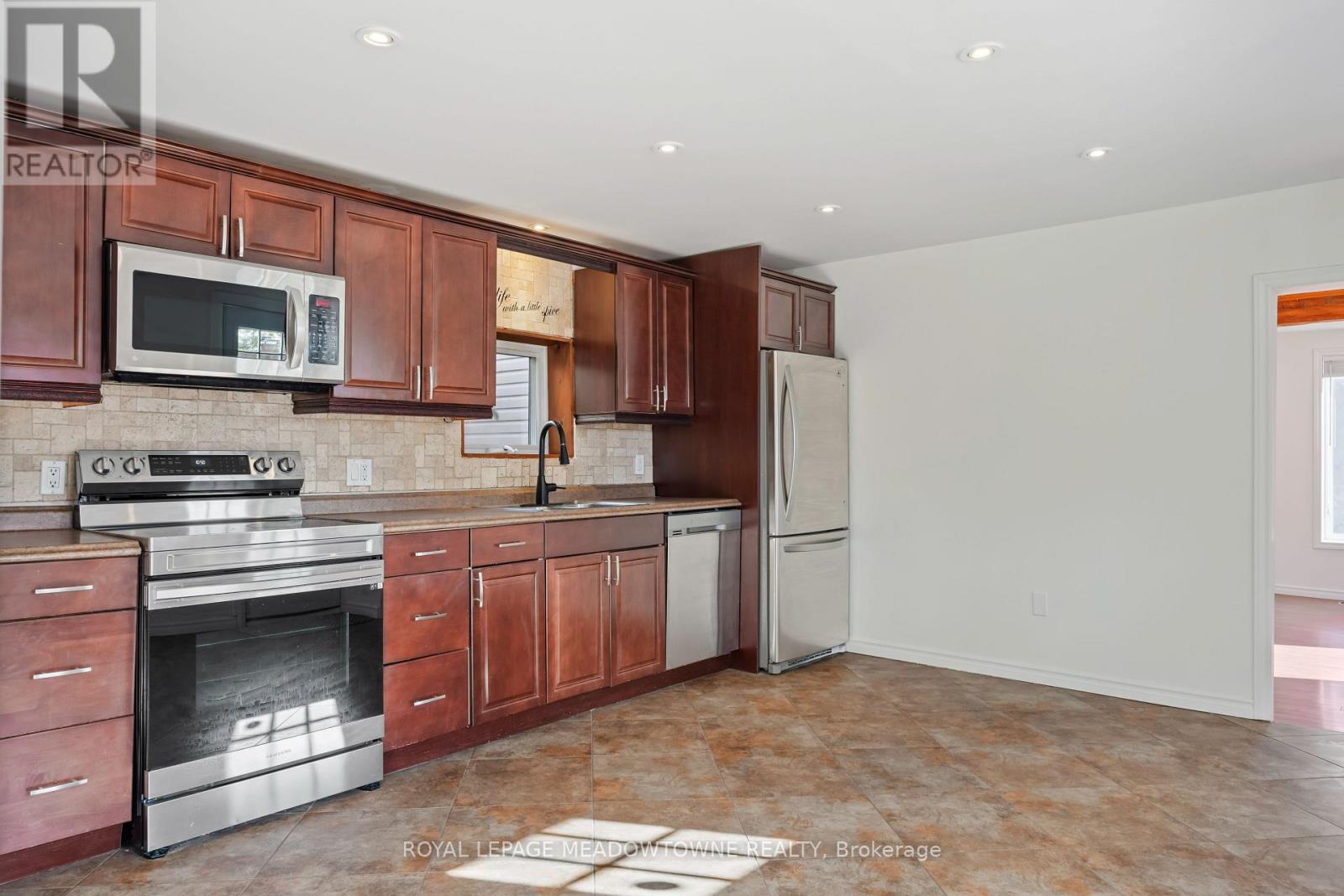 34 Crozier Street, East Luther Grand Valley (Grand Valley), Ontario  L0N 1G0 - Photo 16 - X12914172