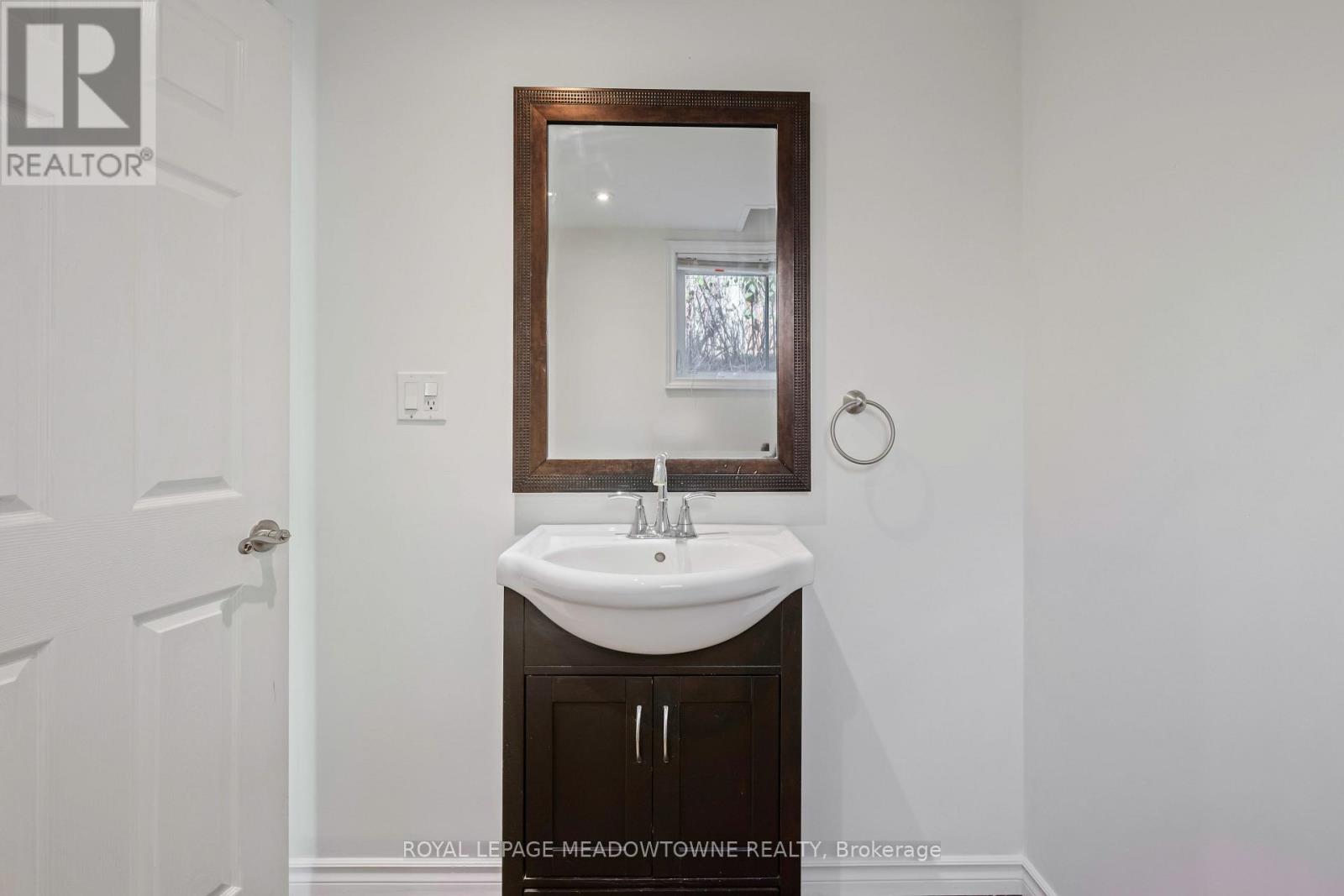 34 Crozier Street, East Luther Grand Valley (Grand Valley), Ontario  L0N 1G0 - Photo 18 - X12914172