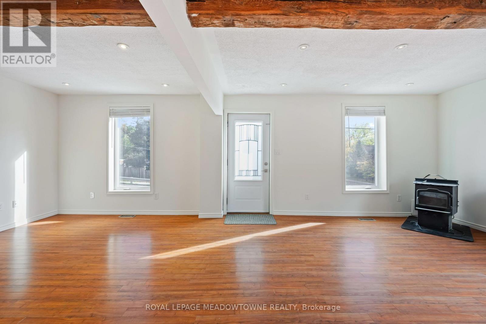 34 Crozier Street, East Luther Grand Valley (Grand Valley), Ontario  L0N 1G0 - Photo 7 - X12914172