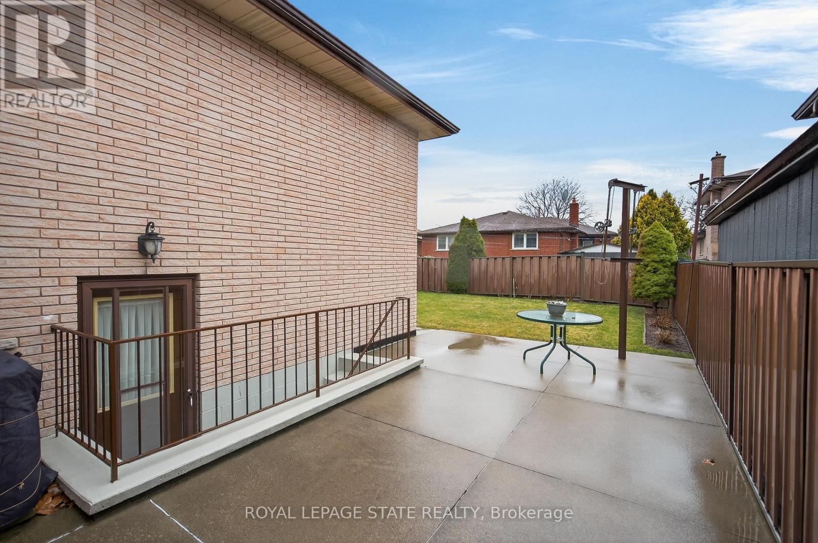 71 Ellington Avenue, Hamilton (Stoney Creek), Ontario  L8E 3T5 - Photo 39 - X12914174