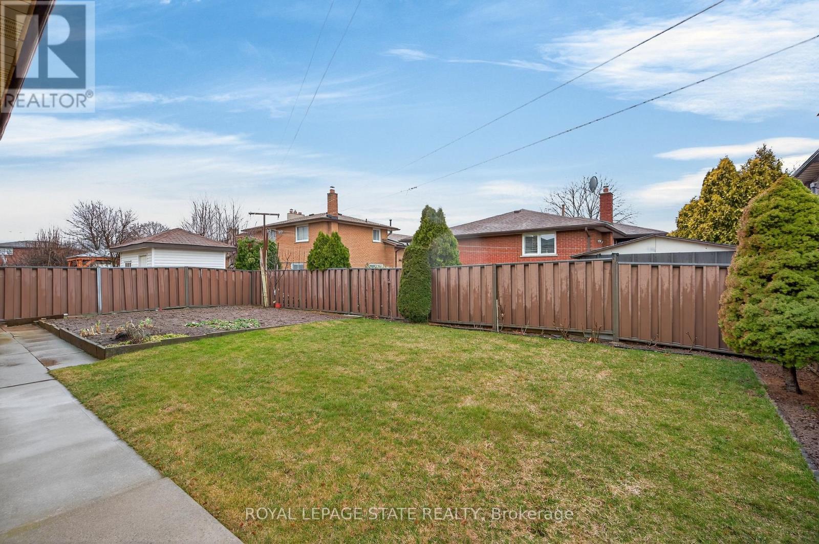 71 Ellington Avenue, Hamilton (Stoney Creek), Ontario  L8E 3T5 - Photo 41 - X12914174