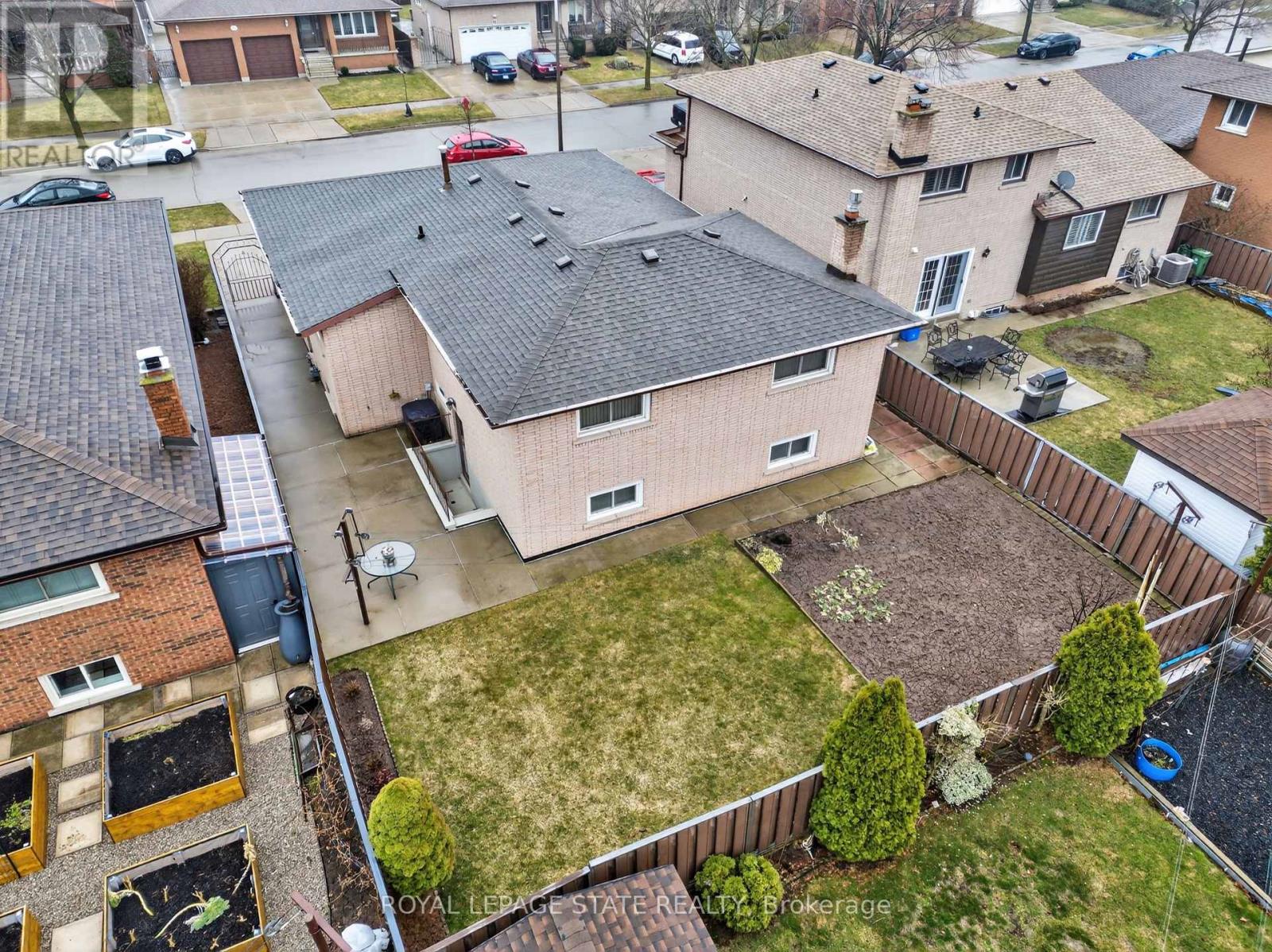 71 Ellington Avenue, Hamilton (Stoney Creek), Ontario  L8E 3T5 - Photo 45 - X12914174