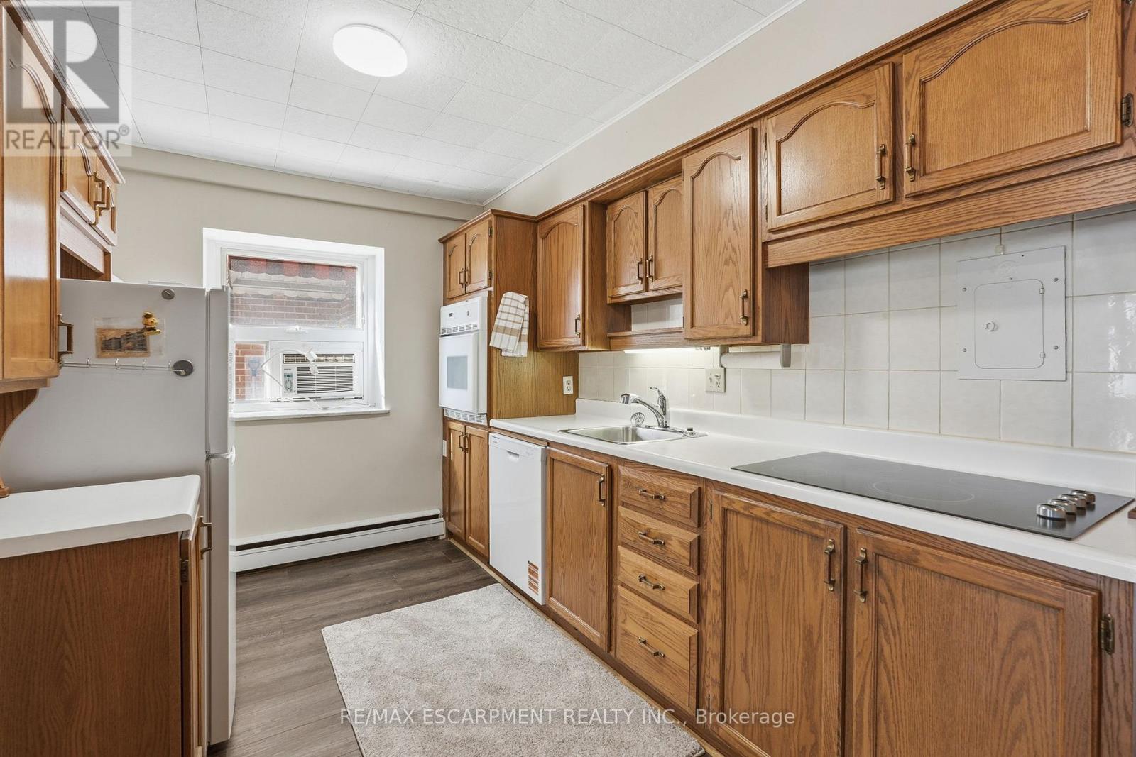 106 - 9 Grant Boulevard, Hamilton (Dundas), Ontario  L9H 4L5 - Photo 16 - X12914180