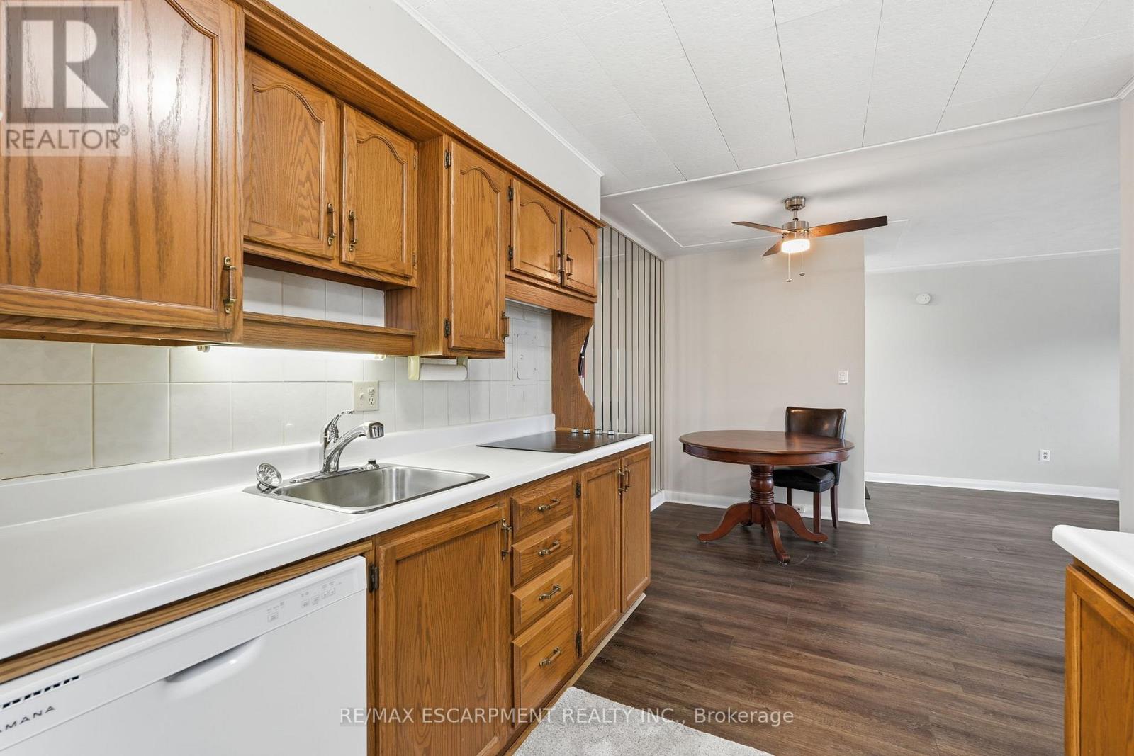 106 - 9 Grant Boulevard, Hamilton (Dundas), Ontario  L9H 4L5 - Photo 20 - X12914180