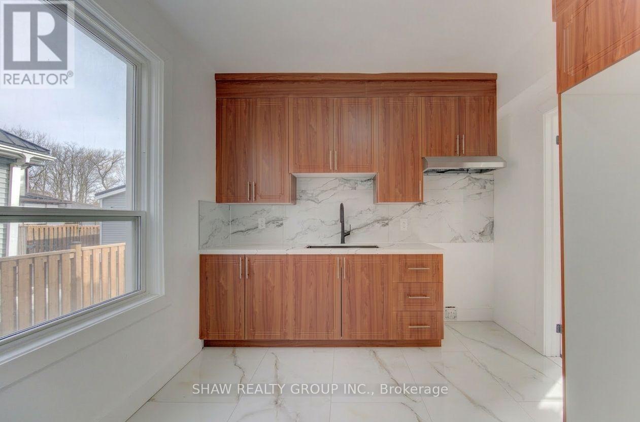 80 Lancaster Street W, Kitchener, Ontario  N2H 4T6 - Photo 14 - X12914186