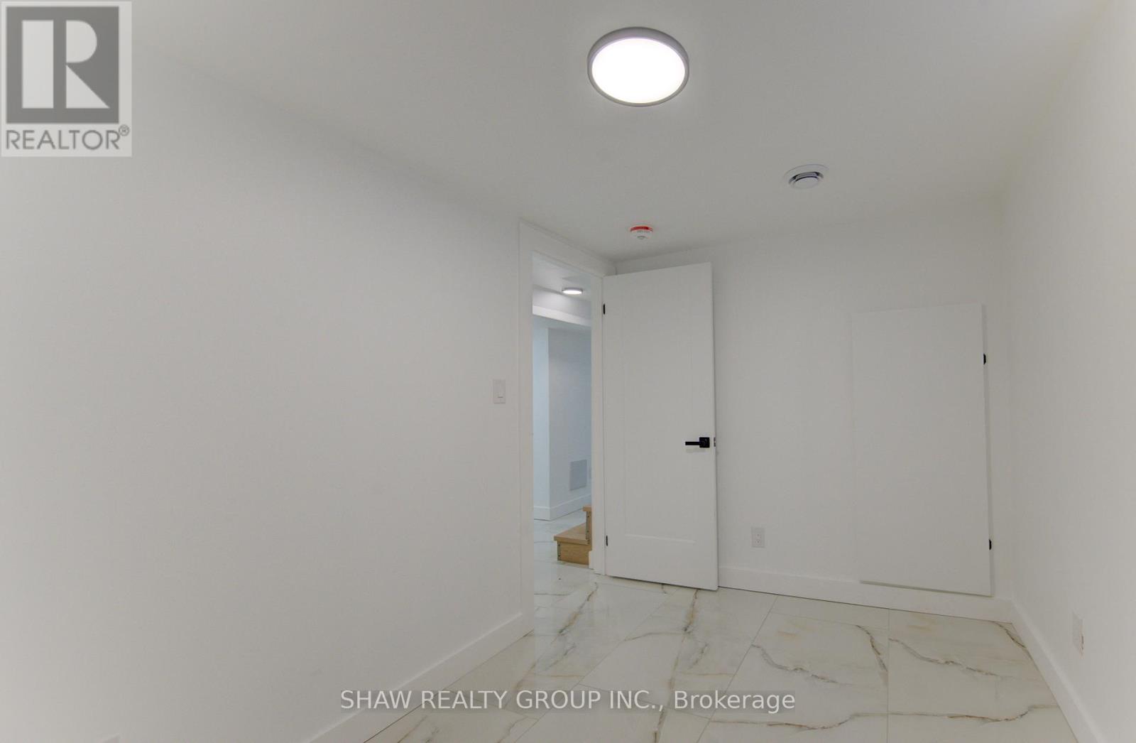 80 Lancaster Street W, Kitchener, Ontario  N2H 4T6 - Photo 40 - X12914186