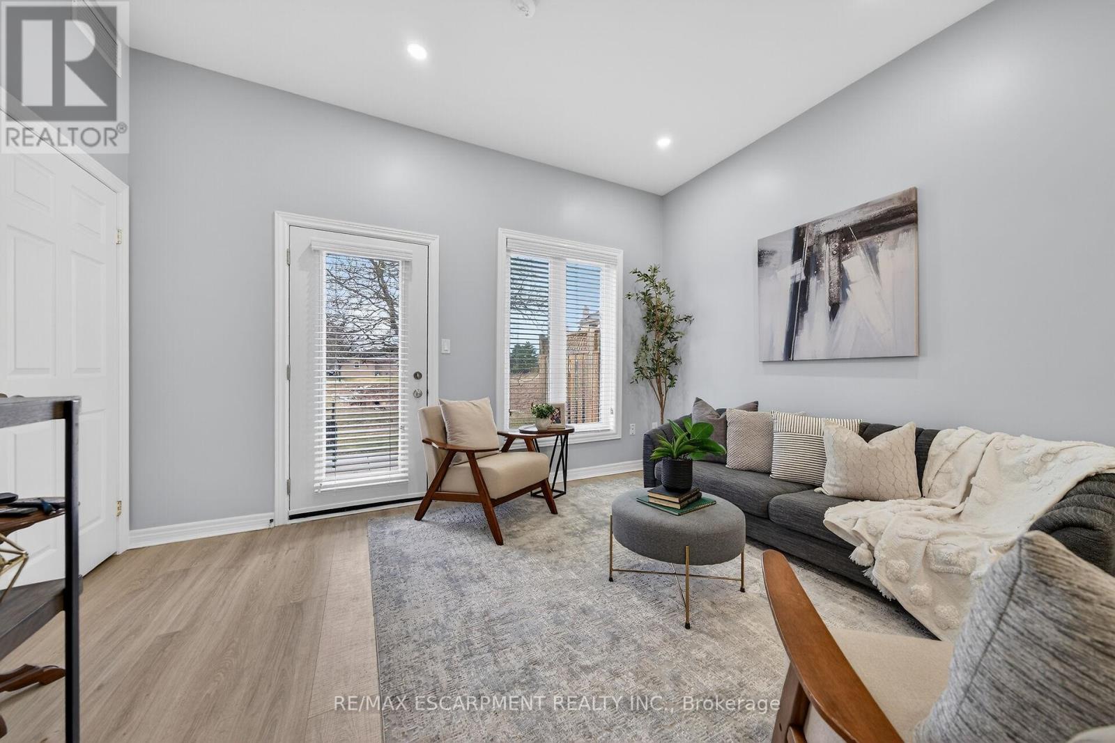 4 - 60 Natalia Avenue, Hamilton (Twenty Place), Ontario  L0R 1W0 - Photo 25 - X12914192