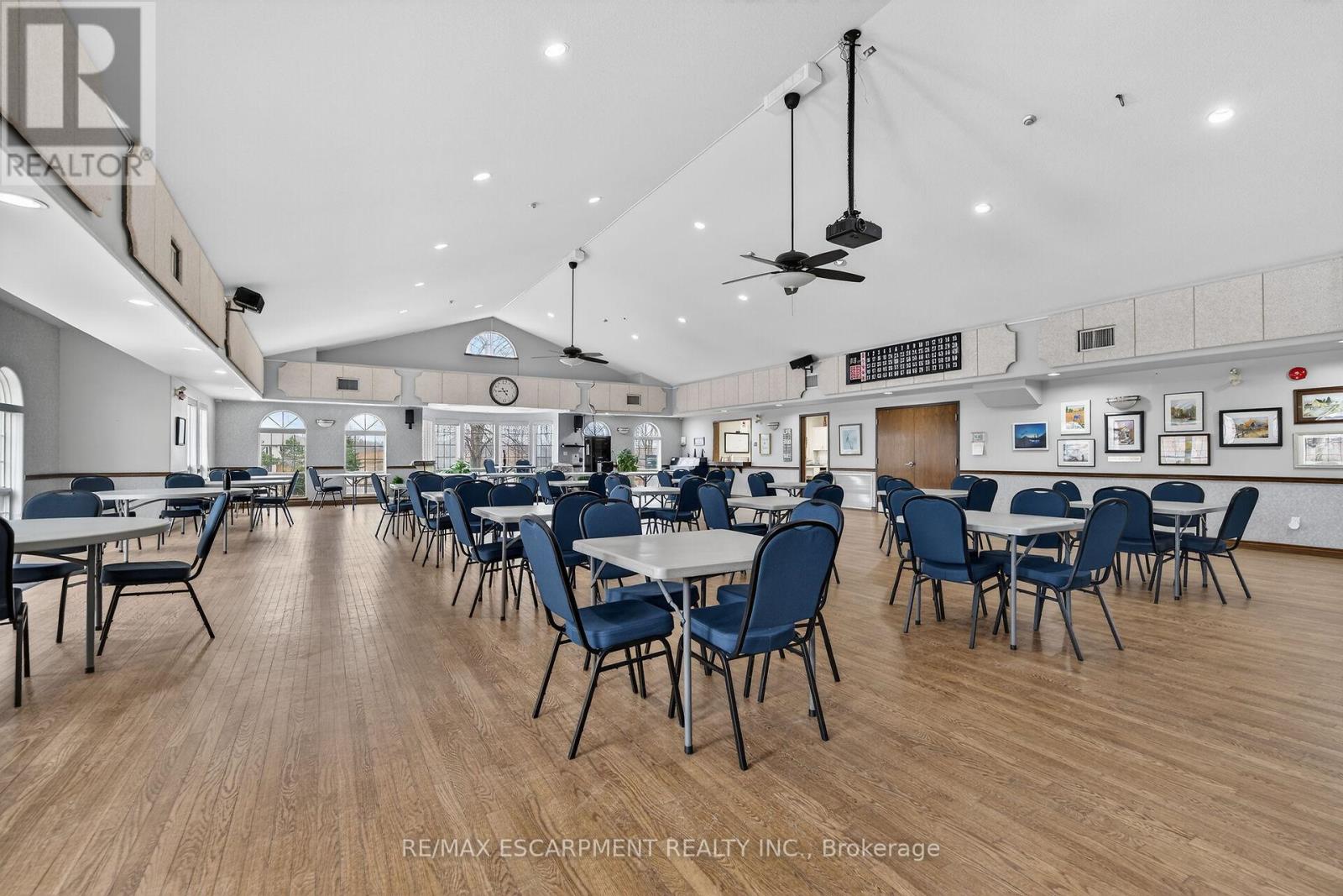 4 - 60 Natalia Avenue, Hamilton (Twenty Place), Ontario  L0R 1W0 - Photo 38 - X12914192