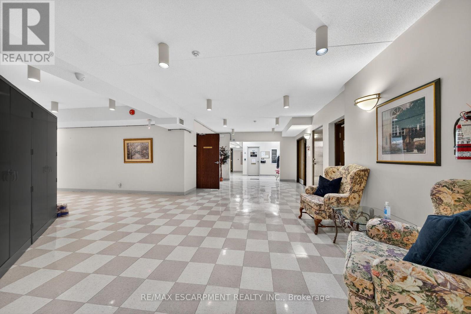 4 - 60 Natalia Avenue, Hamilton (Twenty Place), Ontario  L0R 1W0 - Photo 42 - X12914192