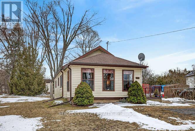 60 Mcgill Drive, Kawartha Lakes (Janetville), Ontario  L0B 1K0 - Photo 3 - X12914226