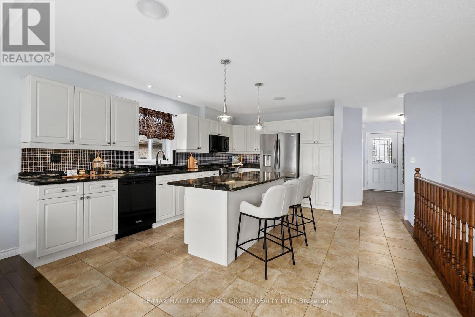 1226 Ashland Drive, Cobourg, Ontario  K9A 5S4 - Photo 16 - X12914284