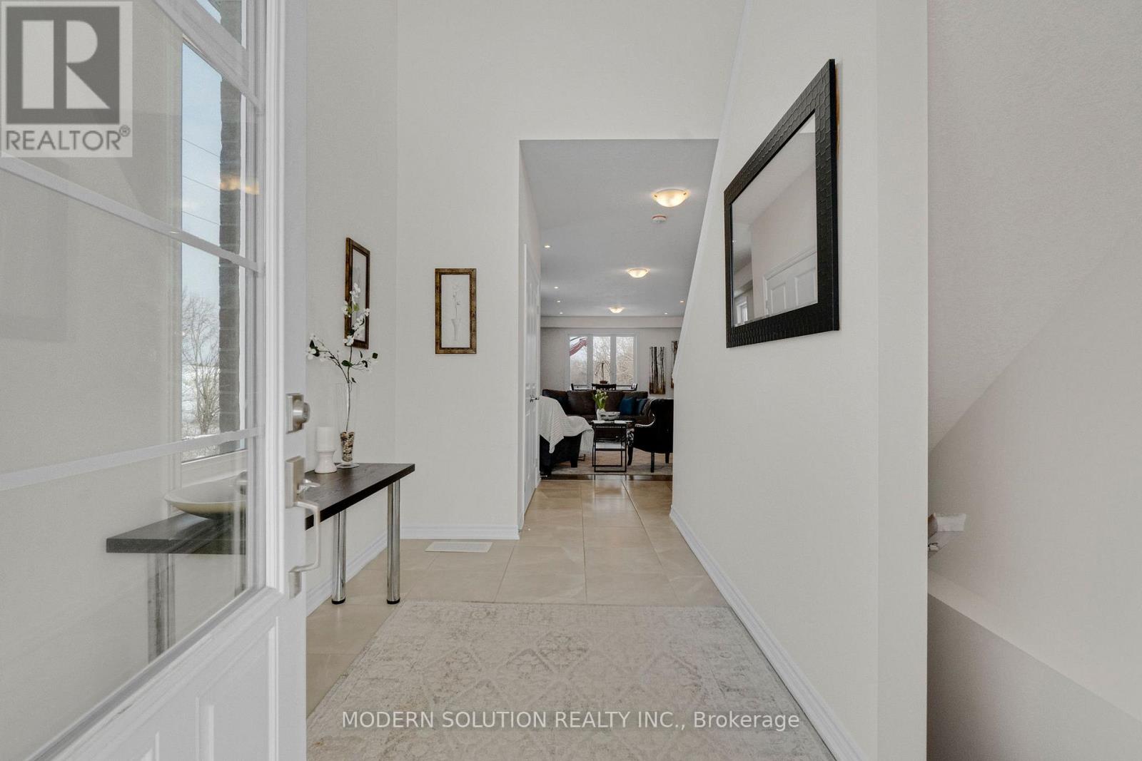 99 Creighton Avenue, Guelph (Grange Road), Ontario  N1E 0H8 - Photo 3 - X12914308