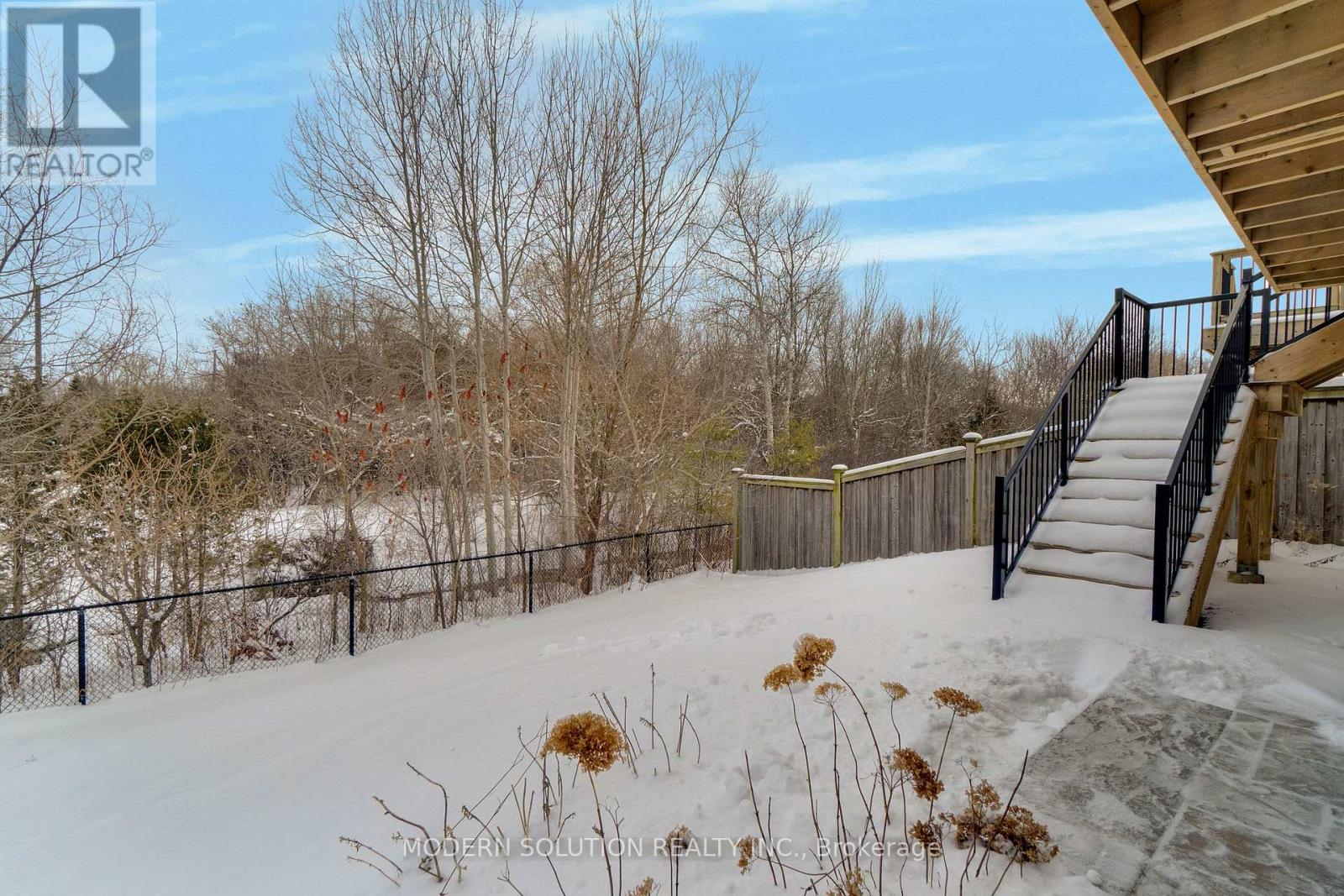 99 Creighton Avenue, Guelph (Grange Road), Ontario  N1E 0H8 - Photo 36 - X12914308