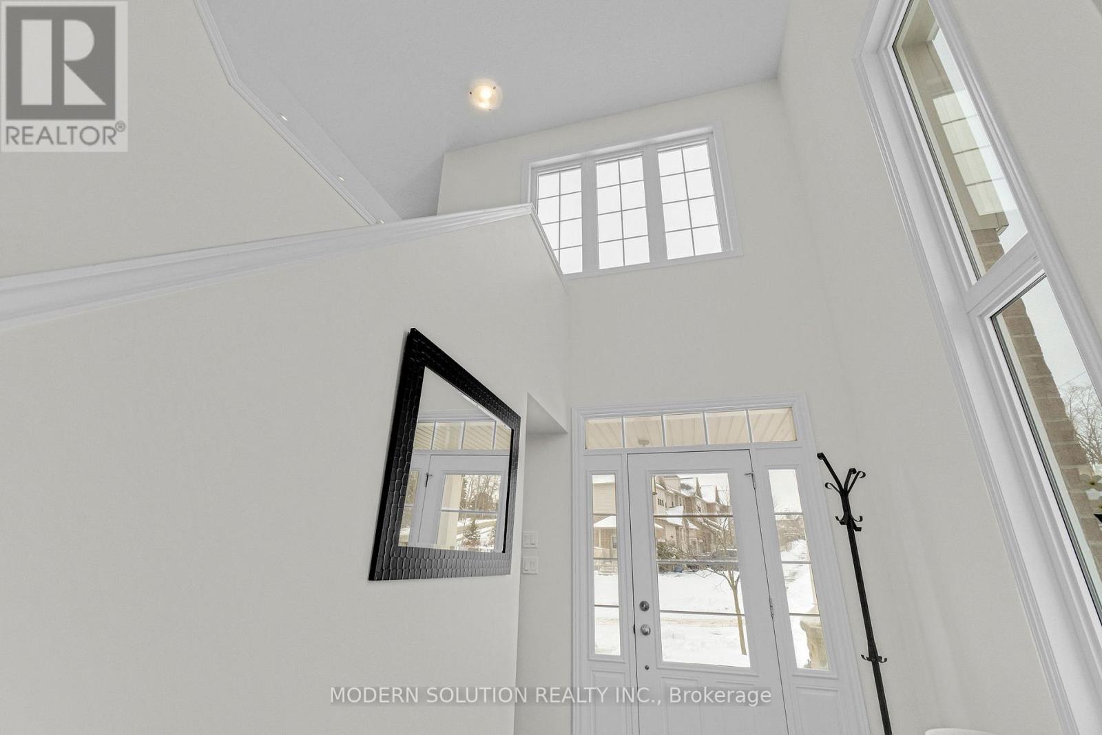 99 Creighton Avenue, Guelph (Grange Road), Ontario  N1E 0H8 - Photo 4 - X12914308