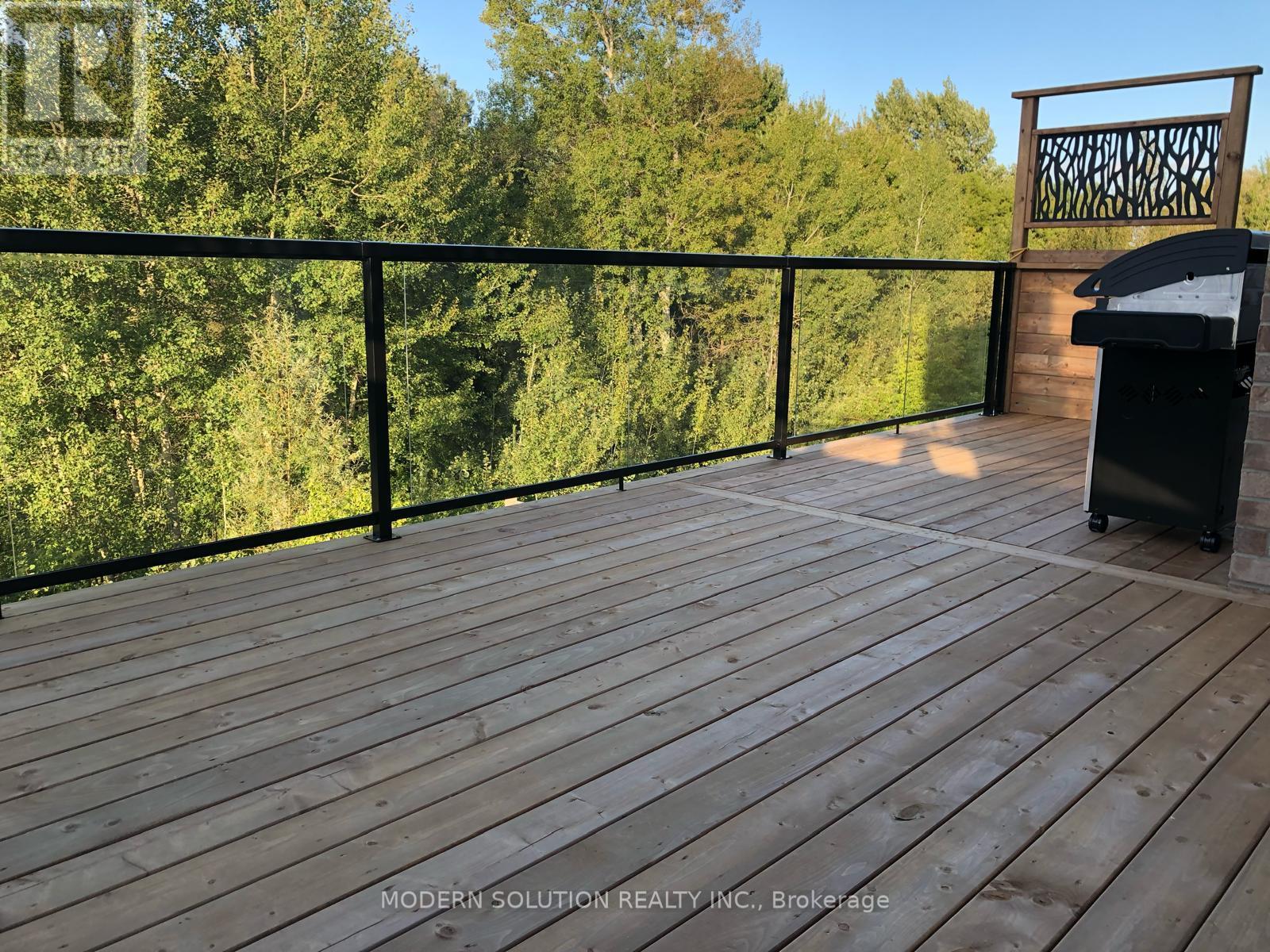 99 Creighton Avenue, Guelph (Grange Road), Ontario  N1E 0H8 - Photo 44 - X12914308