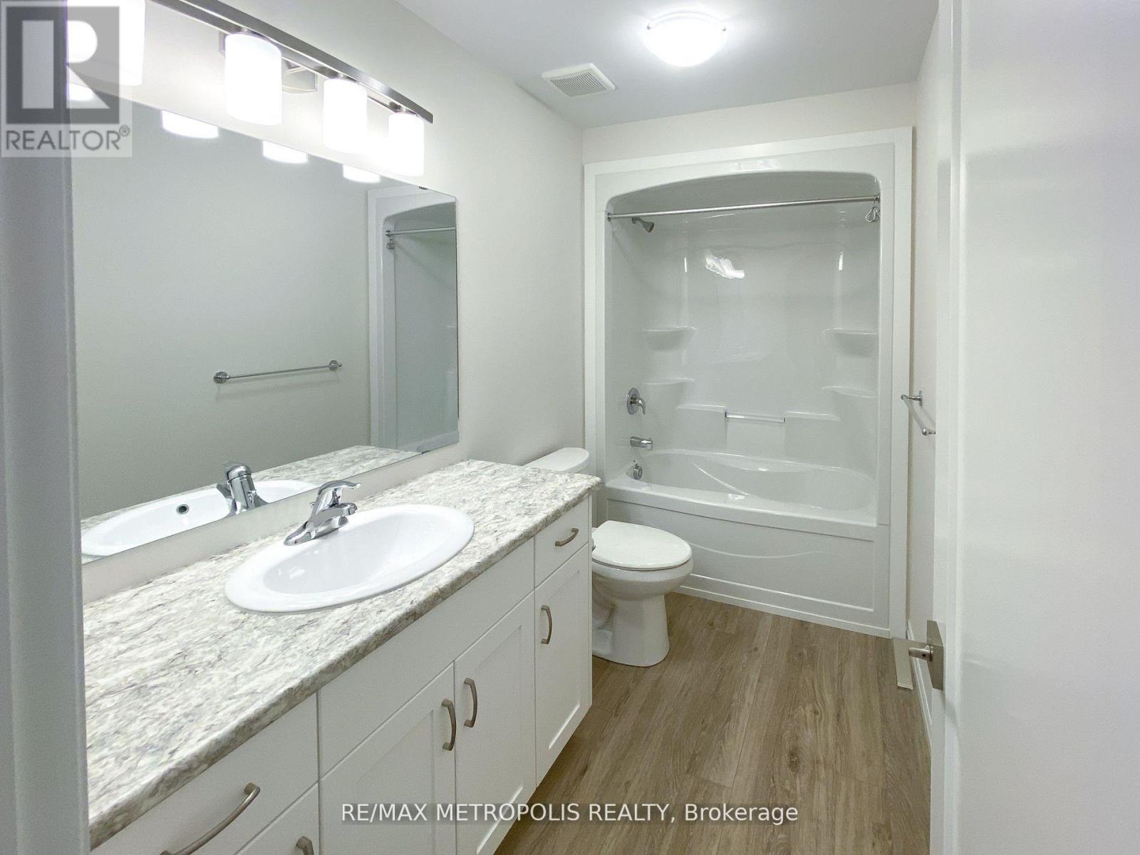 96 Cortland Terrace, St. Thomas, Ontario  N5R 0P9 - Photo 12 - X12914340