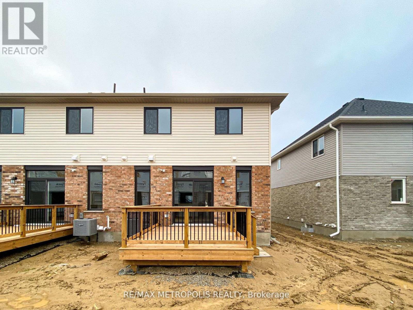 96 Cortland Terrace, St. Thomas, Ontario  N5R 0P9 - Photo 17 - X12914340