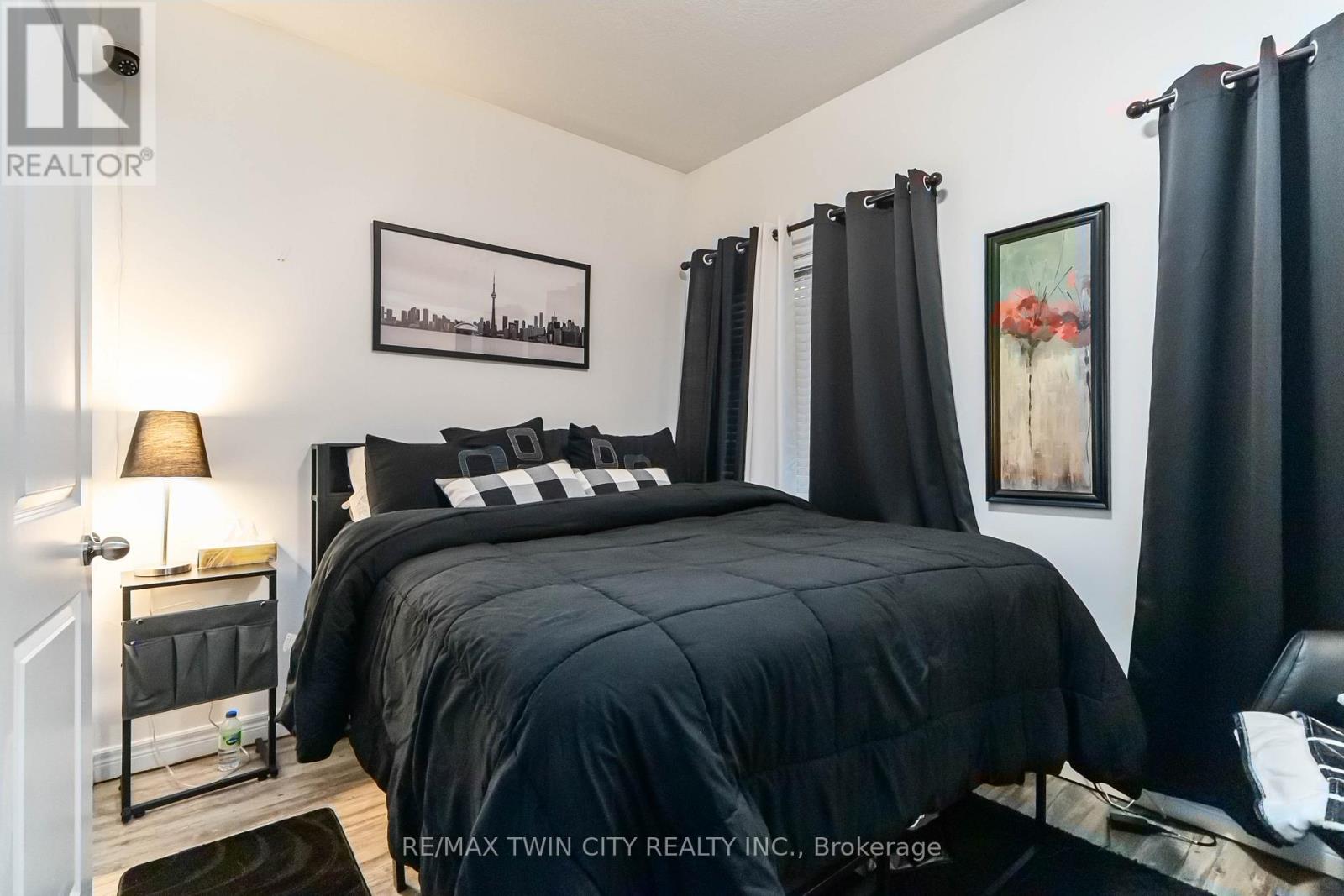 32 - 1038 Colborne Street, Brantford, Ontario  N3S 3T6 - Photo 15 - X12914348