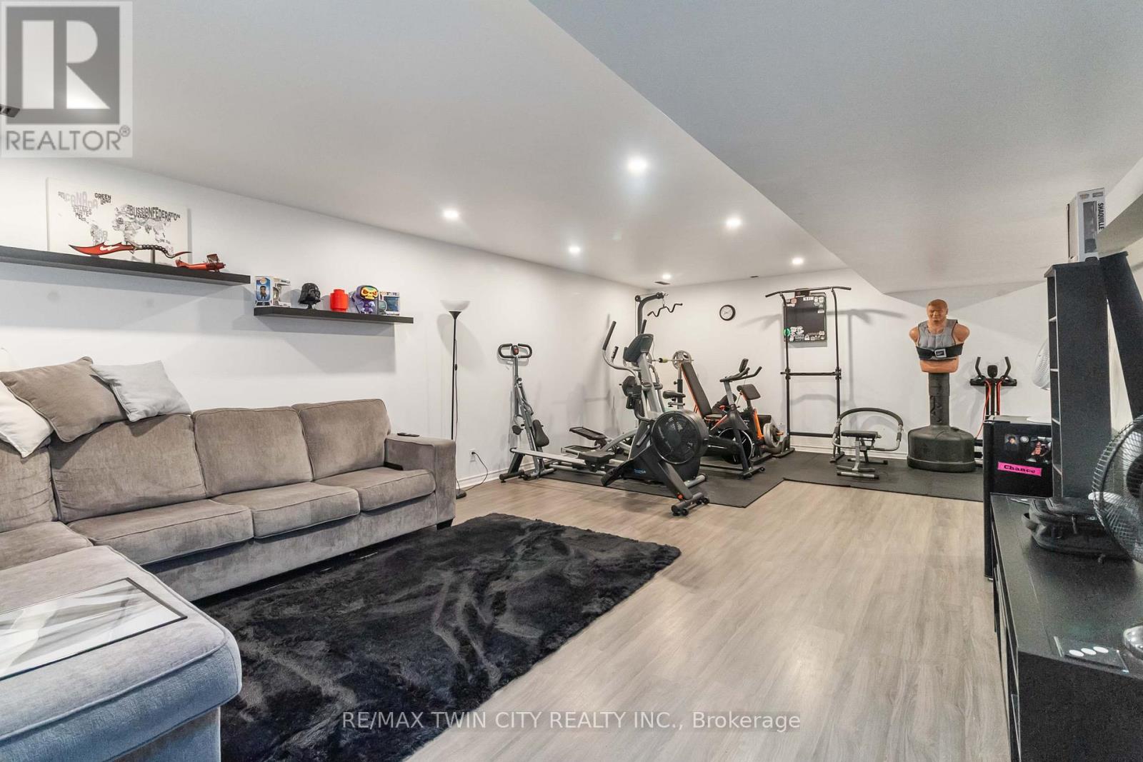 32 - 1038 Colborne Street, Brantford, Ontario  N3S 3T6 - Photo 21 - X12914348