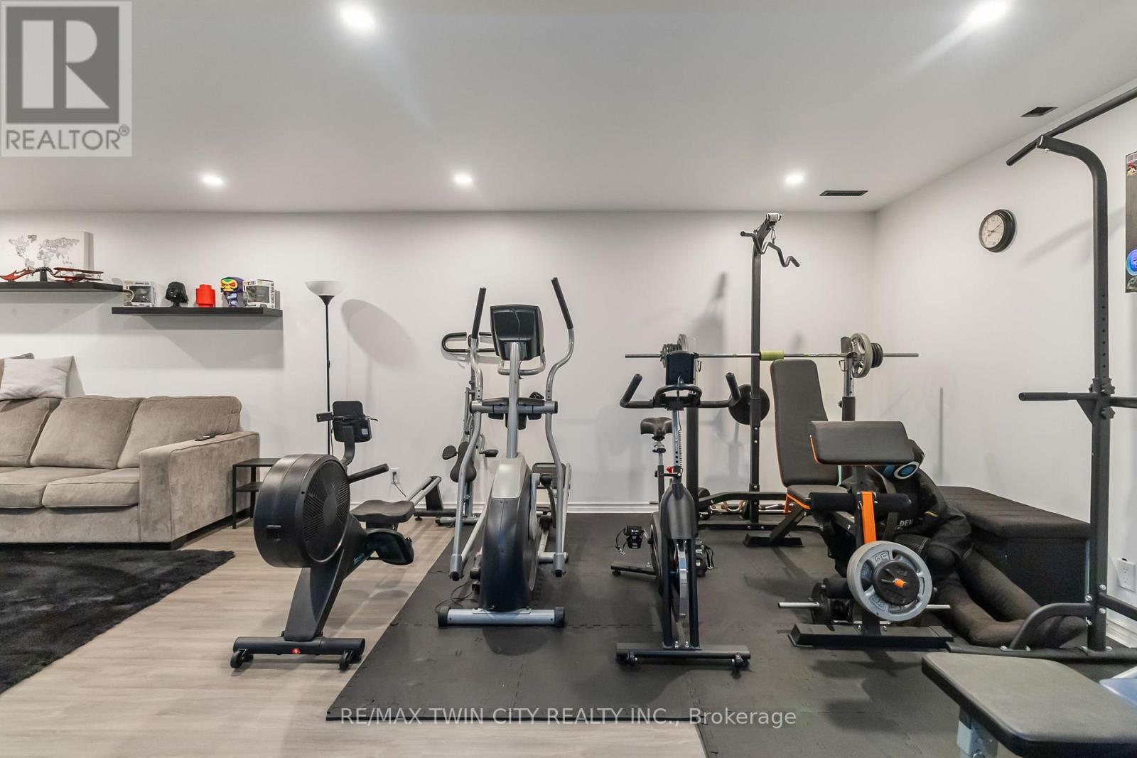 32 - 1038 Colborne Street, Brantford, Ontario  N3S 3T6 - Photo 22 - X12914348