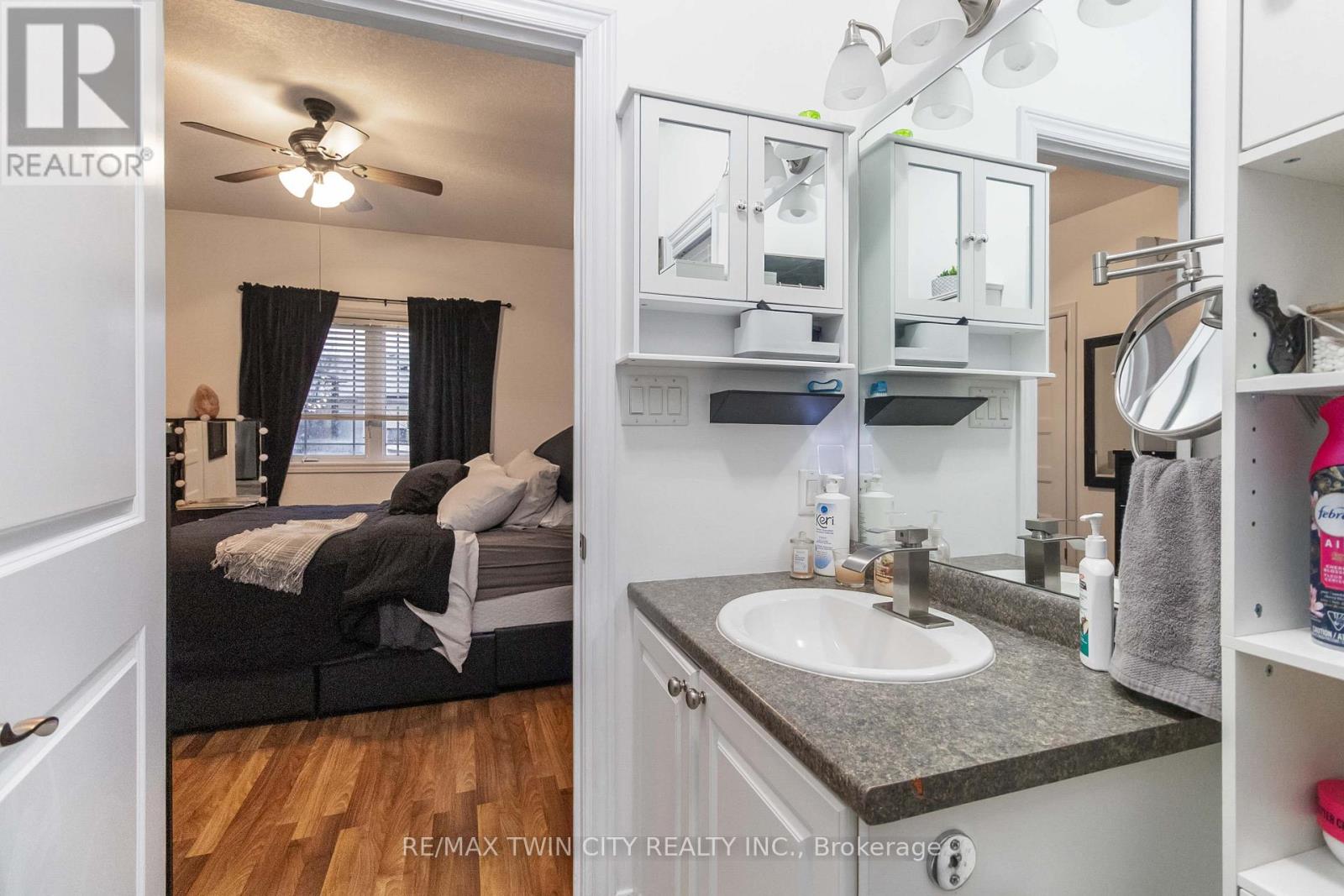 32 - 1038 Colborne Street, Brantford, Ontario  N3S 3T6 - Photo 31 - X12914348