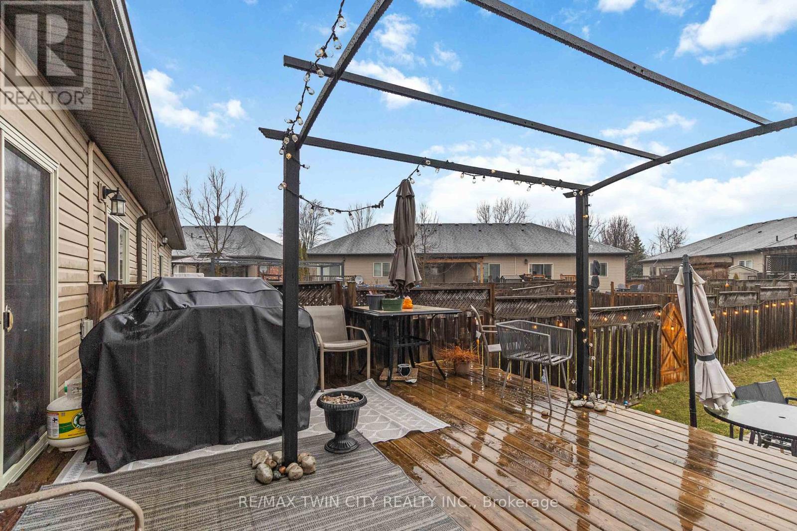 32 - 1038 Colborne Street, Brantford, Ontario  N3S 3T6 - Photo 34 - X12914348