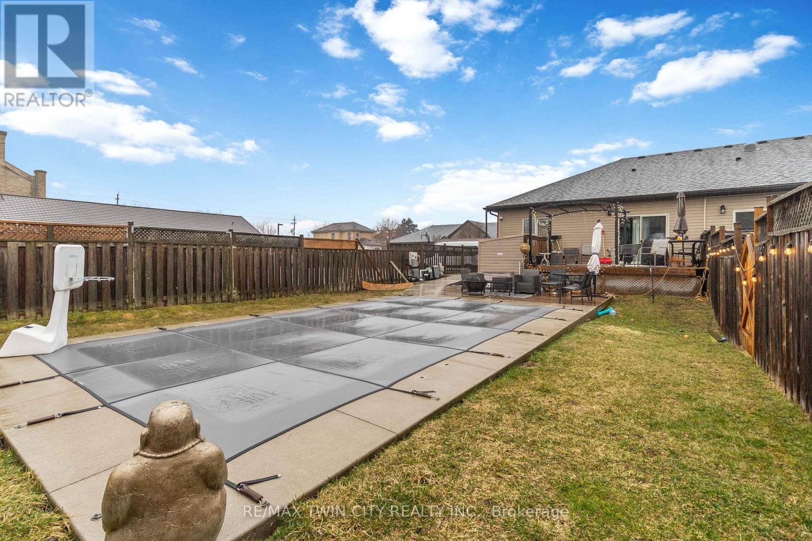 32 - 1038 Colborne Street, Brantford, Ontario  N3S 3T6 - Photo 42 - X12914348