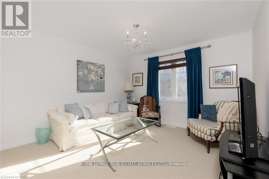 124 Shoreview Place, Hamilton (Stoney Creek), Ontario  L8E 0J4 - Photo 16 - X12914352