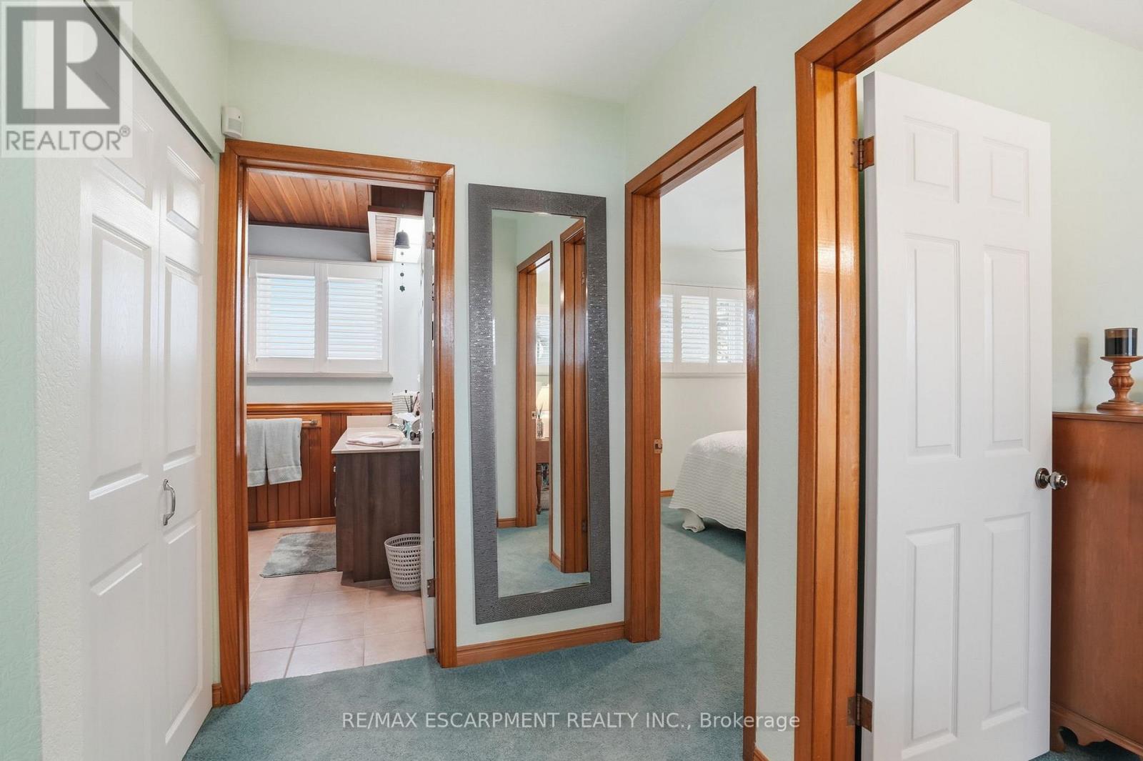 692 Miles Road, Hamilton, Ontario  L0R 1P0 - Photo 14 - X12914372