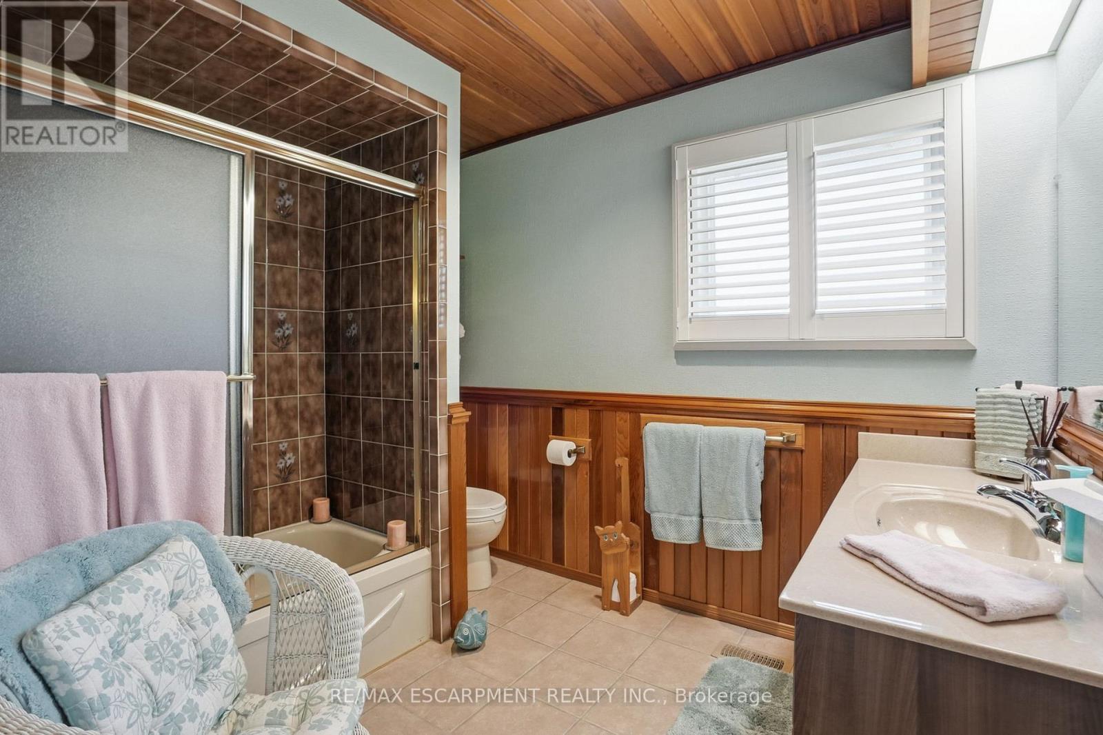 692 Miles Road, Hamilton, Ontario  L0R 1P0 - Photo 15 - X12914372