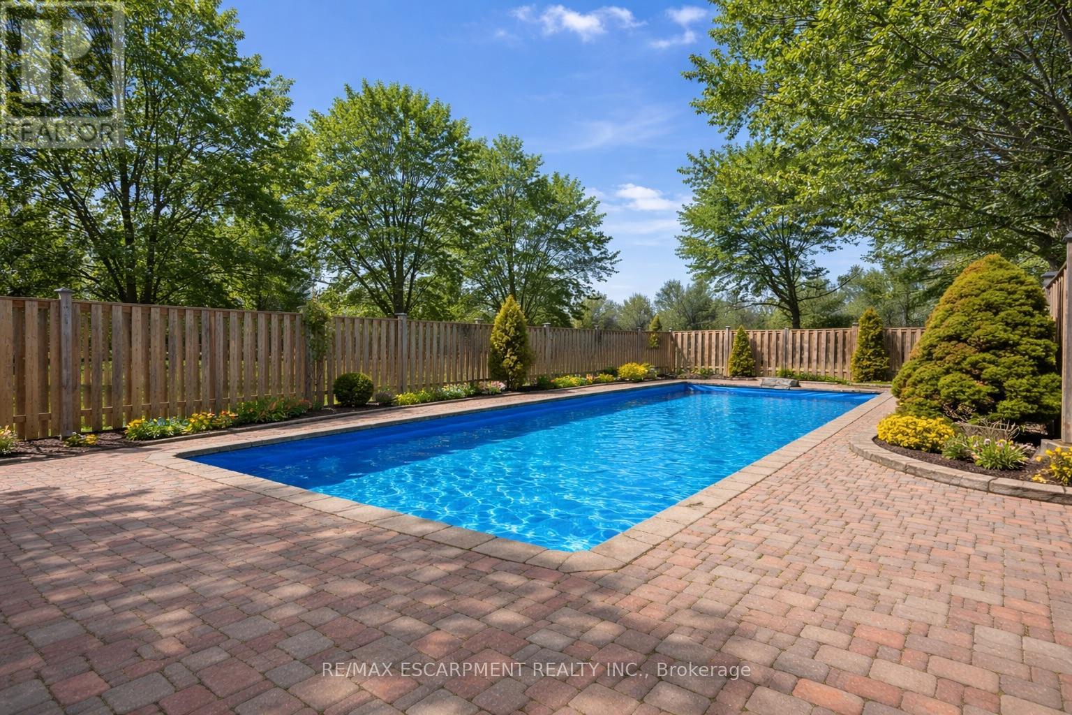 692 Miles Road, Hamilton, Ontario  L0R 1P0 - Photo 35 - X12914372