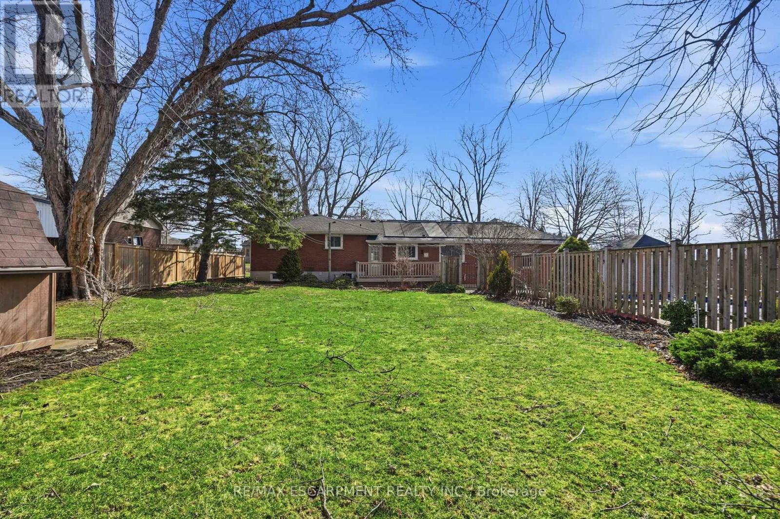 692 Miles Road, Hamilton, Ontario  L0R 1P0 - Photo 38 - X12914372