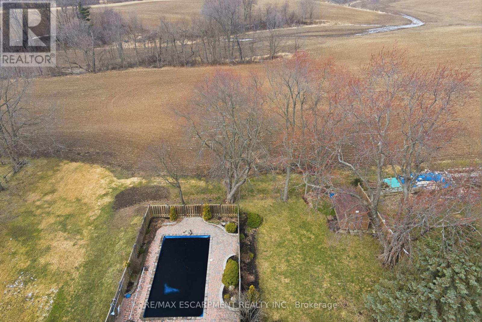 692 Miles Road, Hamilton, Ontario  L0R 1P0 - Photo 40 - X12914372