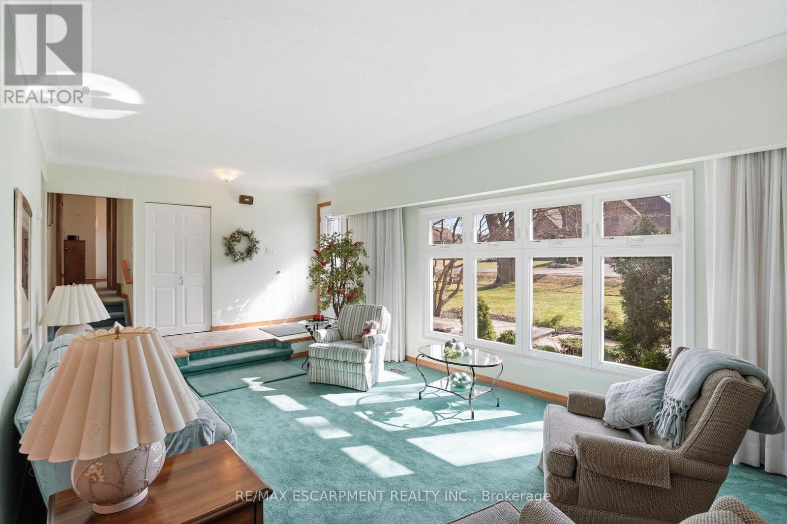 692 Miles Road, Hamilton, Ontario  L0R 1P0 - Photo 7 - X12914372