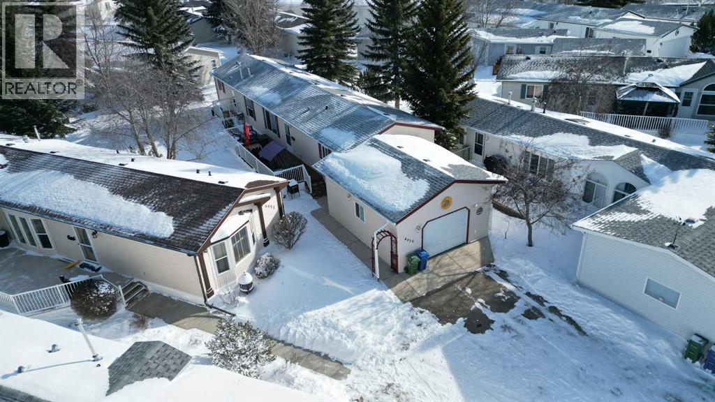 4920 Dorchester Avenue, Red Deer, Alberta  T4R 2Z8 - Photo 3 - A2287906