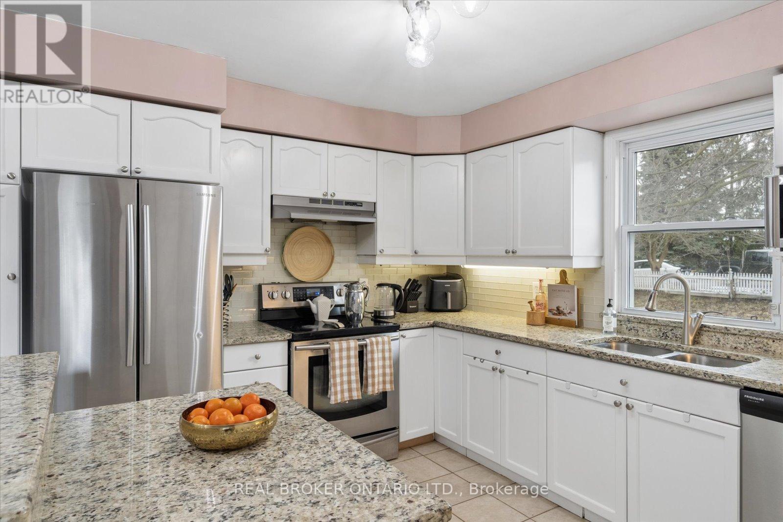 89 Rose Glen Road N, Port Hope, Ontario  L1A 3V6 - Photo 18 - X12914448