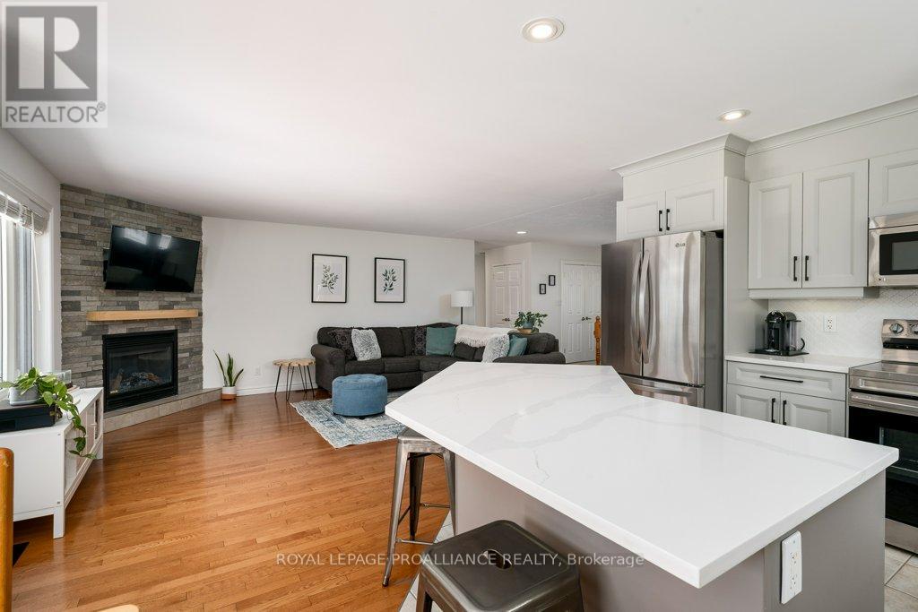 21 Forest Valley Drive, Quinte West, Ontario  K0K 2C0 - Photo 17 - X12914520