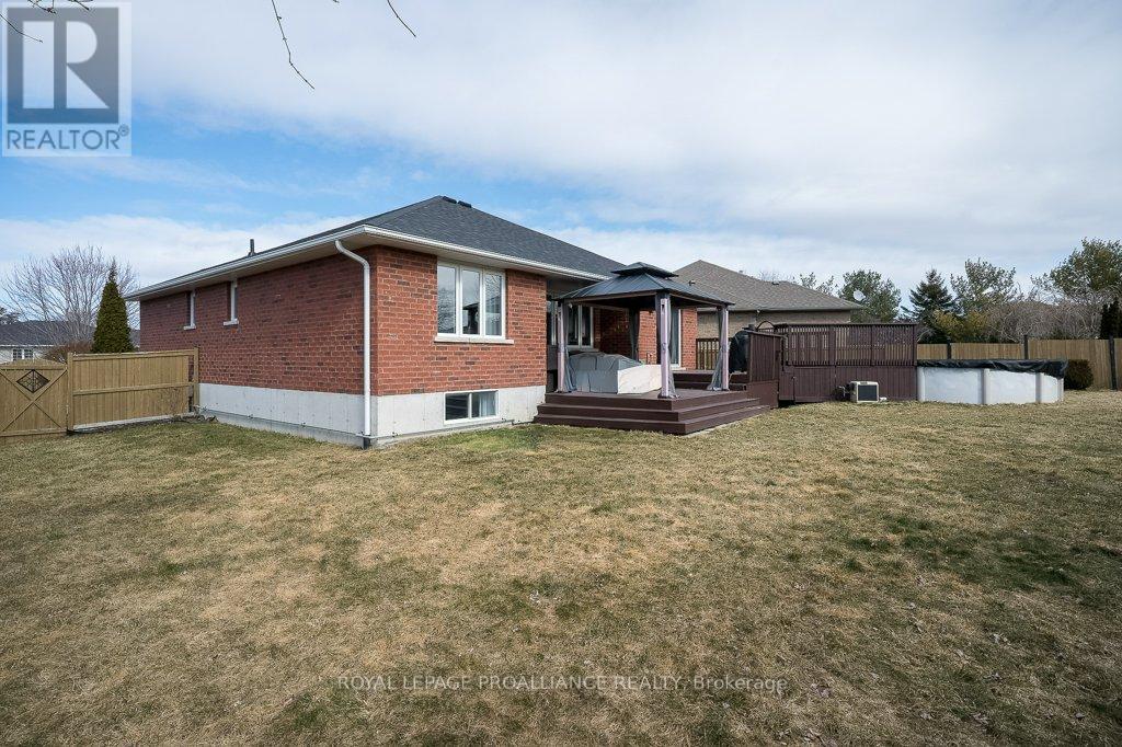 21 Forest Valley Drive, Quinte West, Ontario  K0K 2C0 - Photo 37 - X12914520