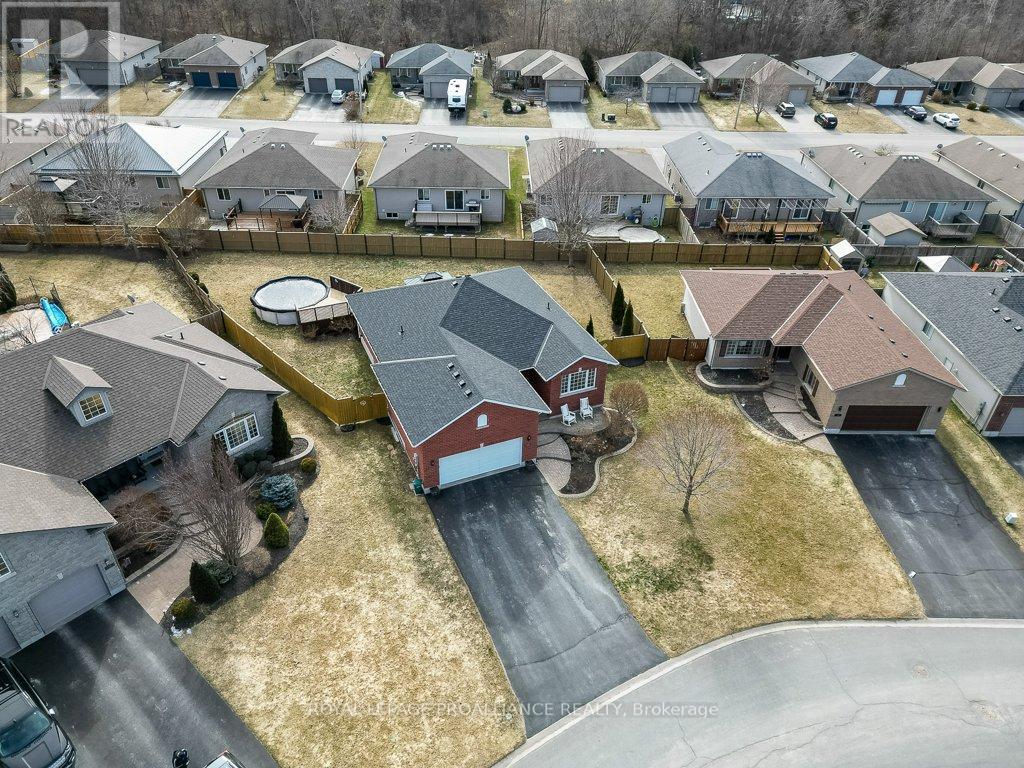 21 Forest Valley Drive, Quinte West, Ontario  K0K 2C0 - Photo 4 - X12914520