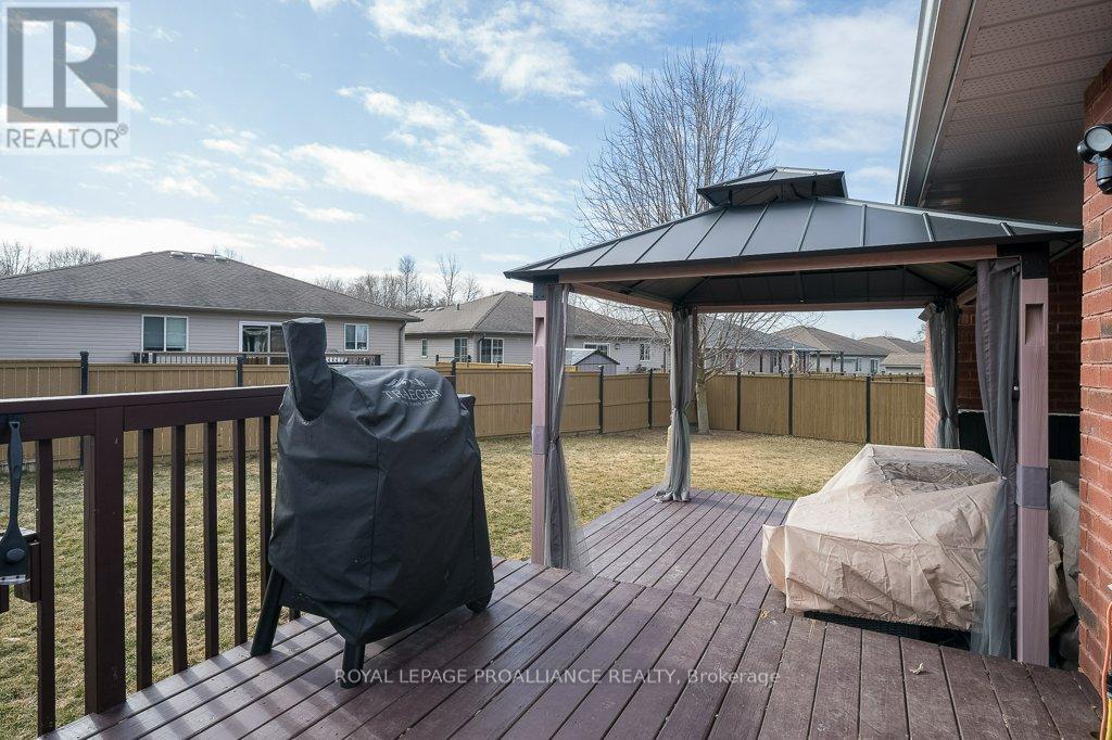 21 Forest Valley Drive, Quinte West, Ontario  K0K 2C0 - Photo 41 - X12914520