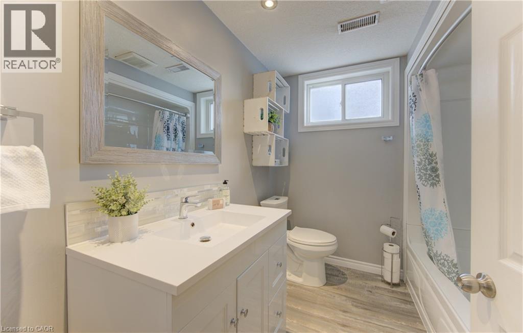 64 Wilkins Drive, Kitchener, Ontario  N2E 1L2 - Photo 31 - 40806989