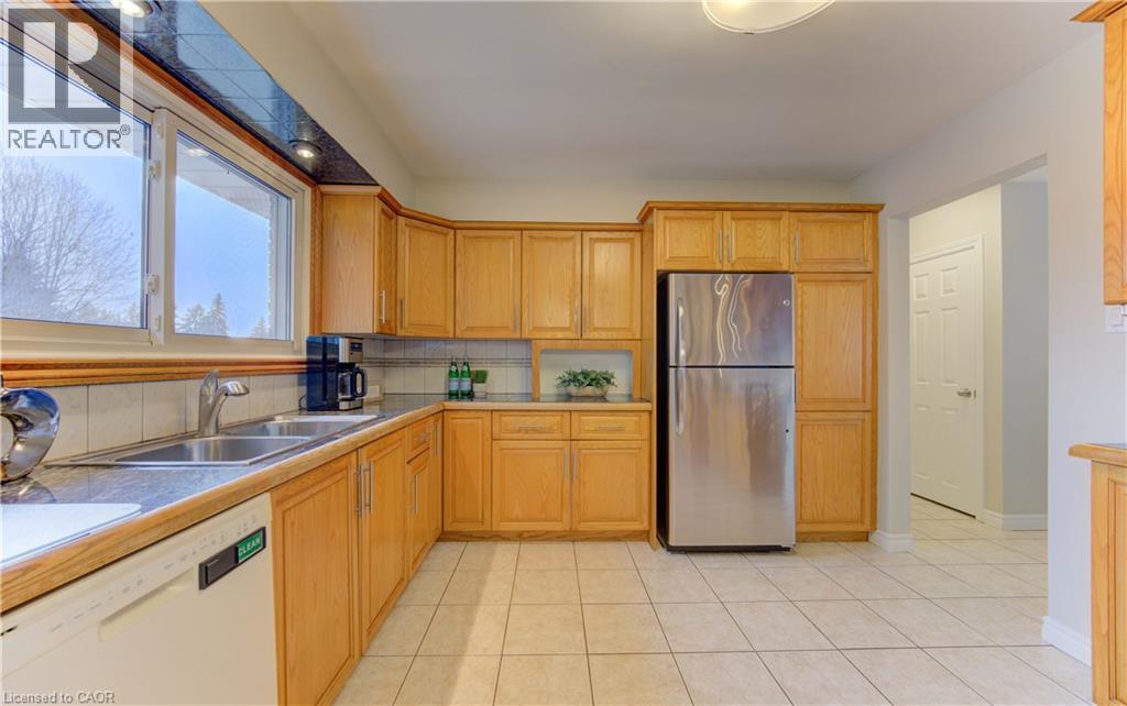 64 Wilkins Drive, Kitchener, Ontario  N2E 1L2 - Photo 19 - 40806989